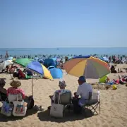 UK Heatwave: 30C Temperatures Expected for 5 Days in Three Regions