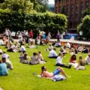 UK Heatwave: Red Warning in Force, 40C Expected, Schools Closed