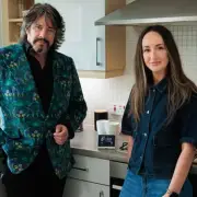 UK homeowners spend £12k on renovations to avoid moving costs