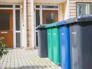 UK households urged to pour boiling water in bins amid heatwave