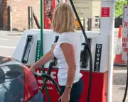 UK Inflation Steady at 2.8% as Fuel Price Impact Proves Muted