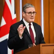 UK Prime Minister Starmer to Announce Social Media Ban for Under-16s