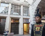 UK's Oldest Indian Restaurant Takes Crown Estate to Court Over Eviction