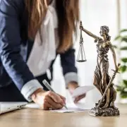 US Lawyers Slam British Colleagues as 'Lazy' and Having 'Too Much Sex at Work'