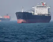 US Secret Mission in Hormuz: Fact Check on Oil Tanker Escapes
