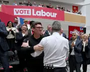 Warmth Sets Burnham Apart from Starmer, Says Former Prosecutor