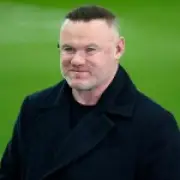 Wayne Rooney urges Harry Kane to join Man United to break Shearer record