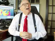 Who is Tom Skilling? Inside The Bear guest star's weather career and 'disgraced' brother