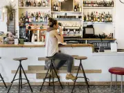 Woman Leaves Bar Without Paying, Gets Confronted 3 Years Later