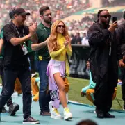 World Cup reporter ditches live TV for Shakira selfie, goes viral