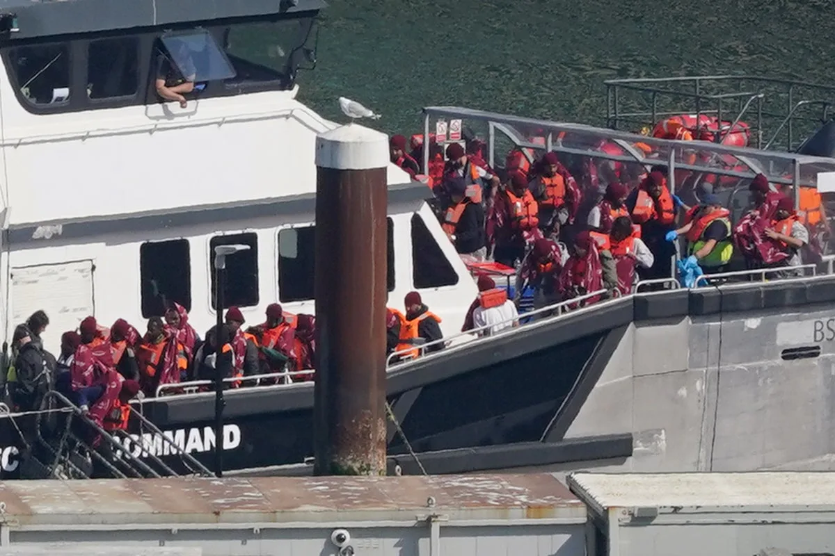 Over 1,000 Migrants Cross Channel in Six Days Amid Heatwave