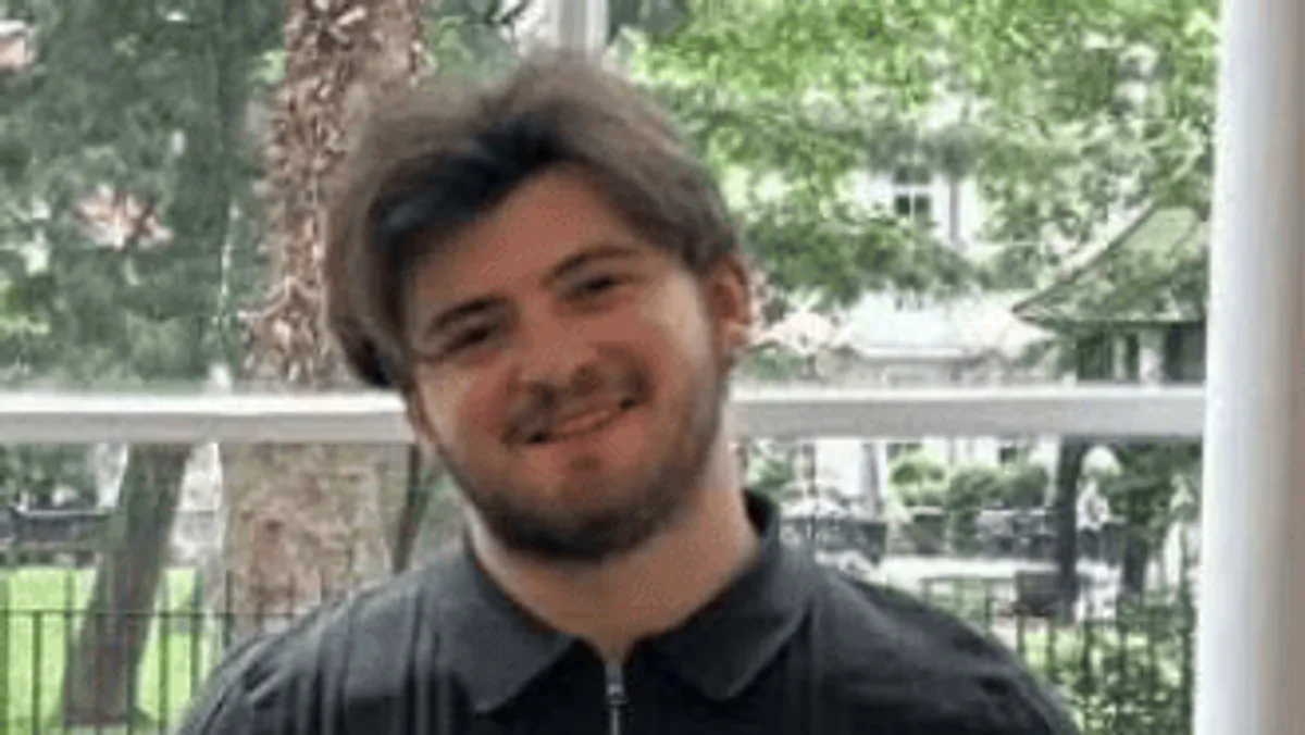 Sales Broker, 22, Dies After Falling from Soho Rooftop Following Solo Pub Crawl