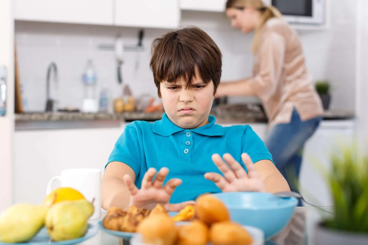 Seven Ways to Prevent Children Becoming Fussy Eaters, According to Expert