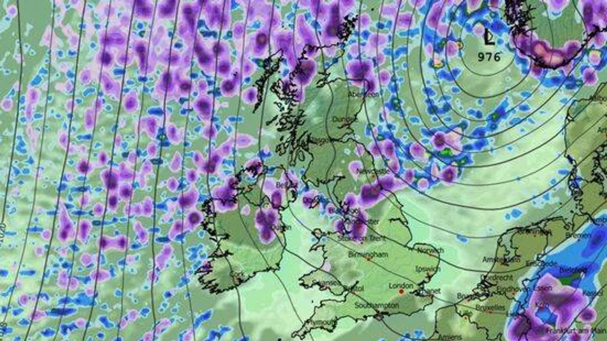 UK Braces for 90 Hours of Snow from Inverness to Cornwall