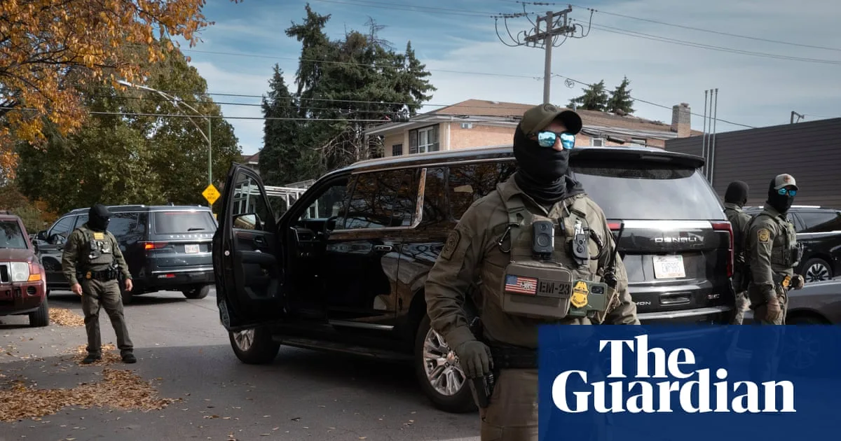 Almost all immigrants detained in Trump's Chicago raid had no criminal record, data shows