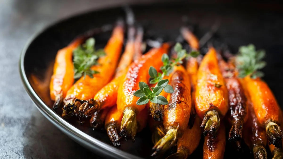 Air Fryer Maple Carrots: Poppy O'Toole's Roast Game Changer