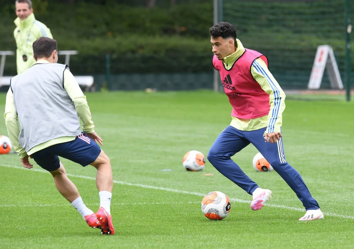 Arsenal's Gabriel Martinelli Out for Months with Knee Injury