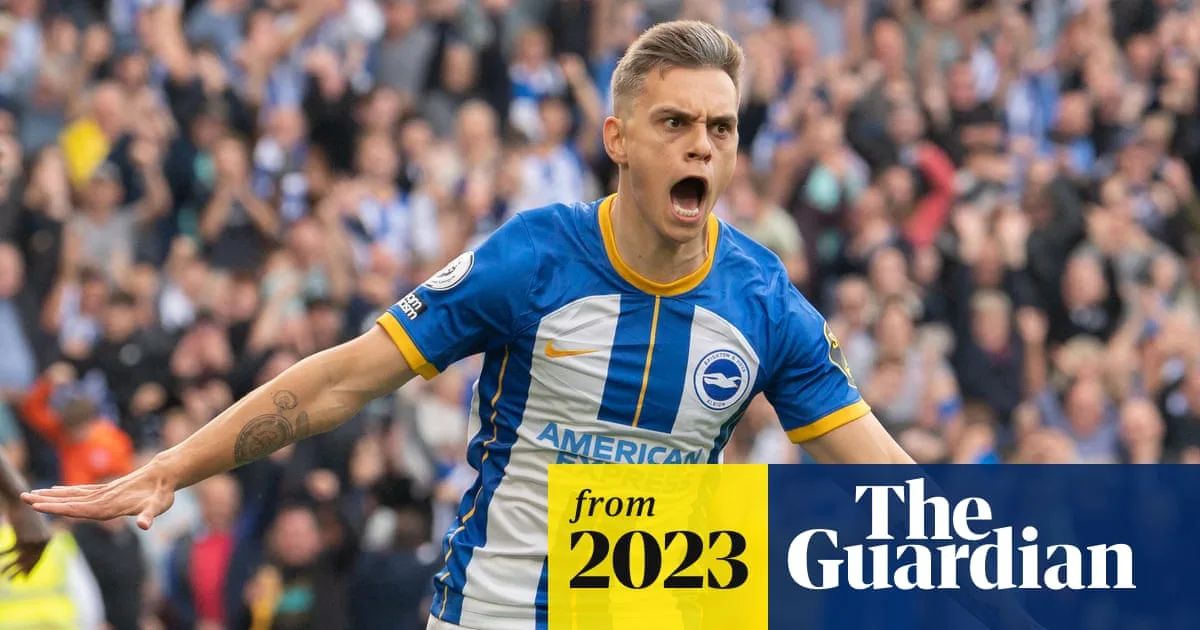 Arsenal complete £26m deal for Brighton's Trossard