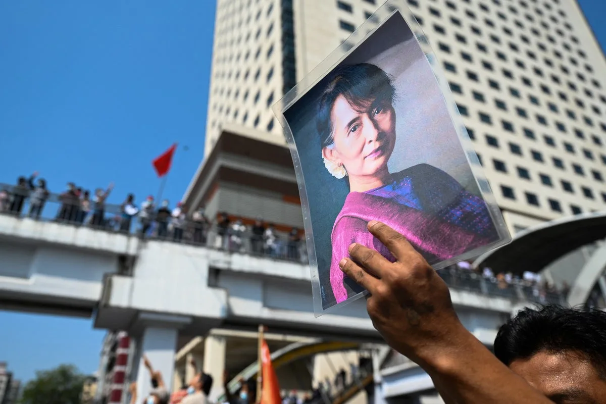 Aung San Suu Kyi reaches 20 years in military detention