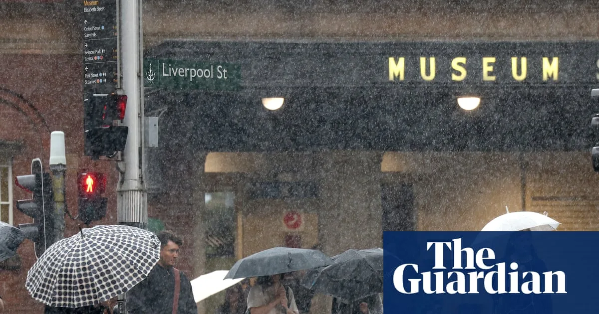 Australia's east coast braces for severe storms and flooding