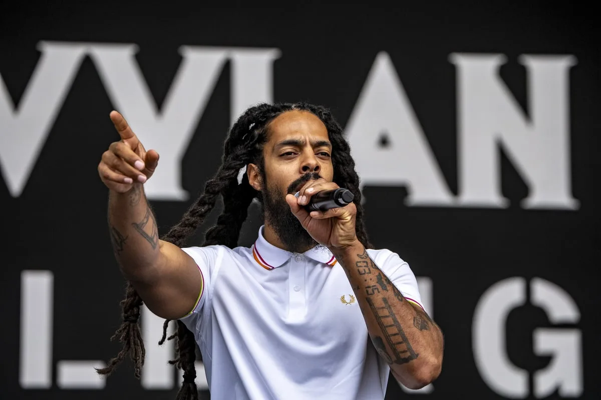 Five Arrested at Bob Vylan London Gig Amid Protests