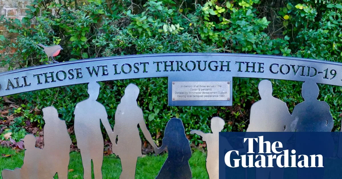 Covid inquiry letters: Boris Johnson's government 'unforgivable failures'
