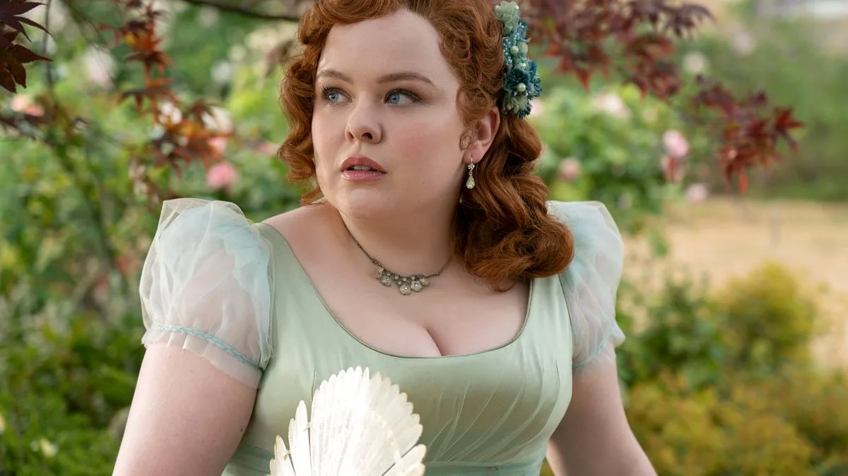 Bridgerton's Lady Whistledown Plot Hole Threatens Penelope's Redemption Arc