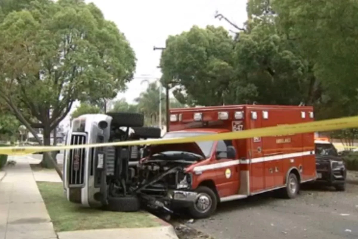 Man Steals Ambulance as Paramedics Treat Fatal Stabbing Victim in California