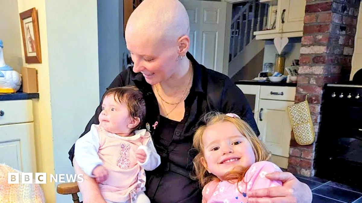 Cancer Found in Pregnancy Scan Leaves Mother Fearing for Future