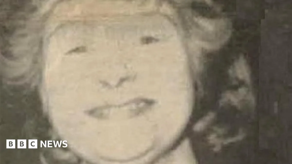 Pair arrested in 1981 crossbow murder of shopkeeper Carol Morgan