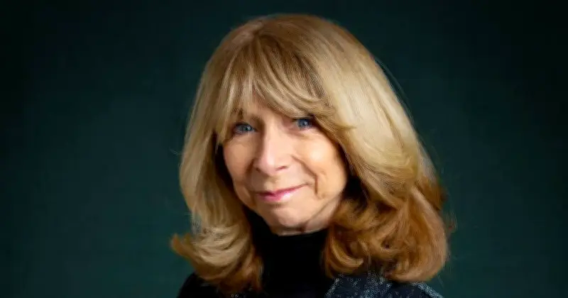 Coronation Street return 'sealed' for Gail Platt as daughter Sarah arrested for murder