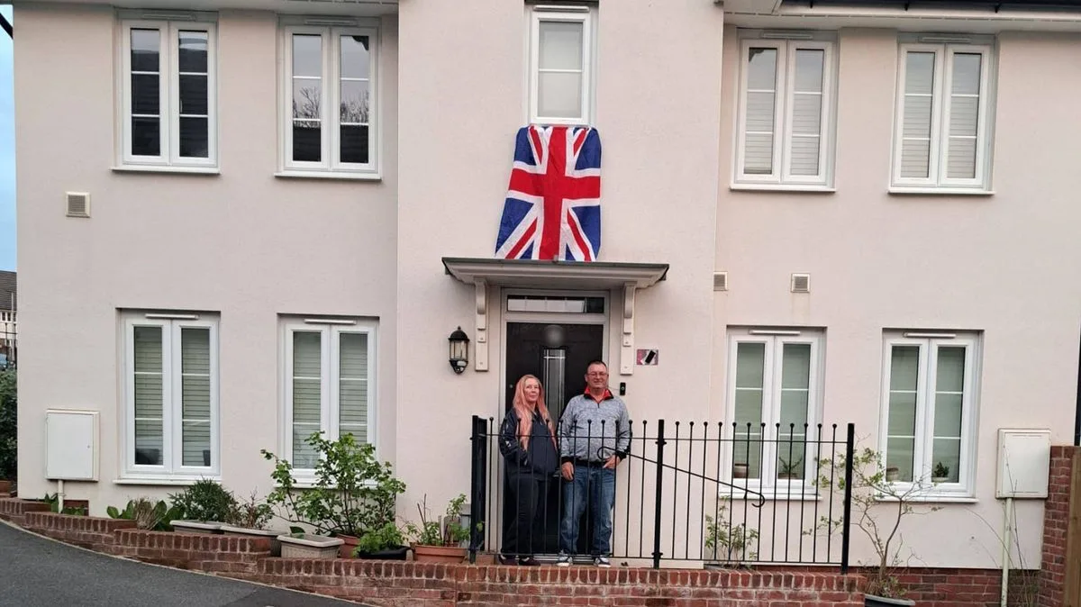 Couple's £275k Dream Home Becomes Mouldy Nightmare, Now Worth Just £1