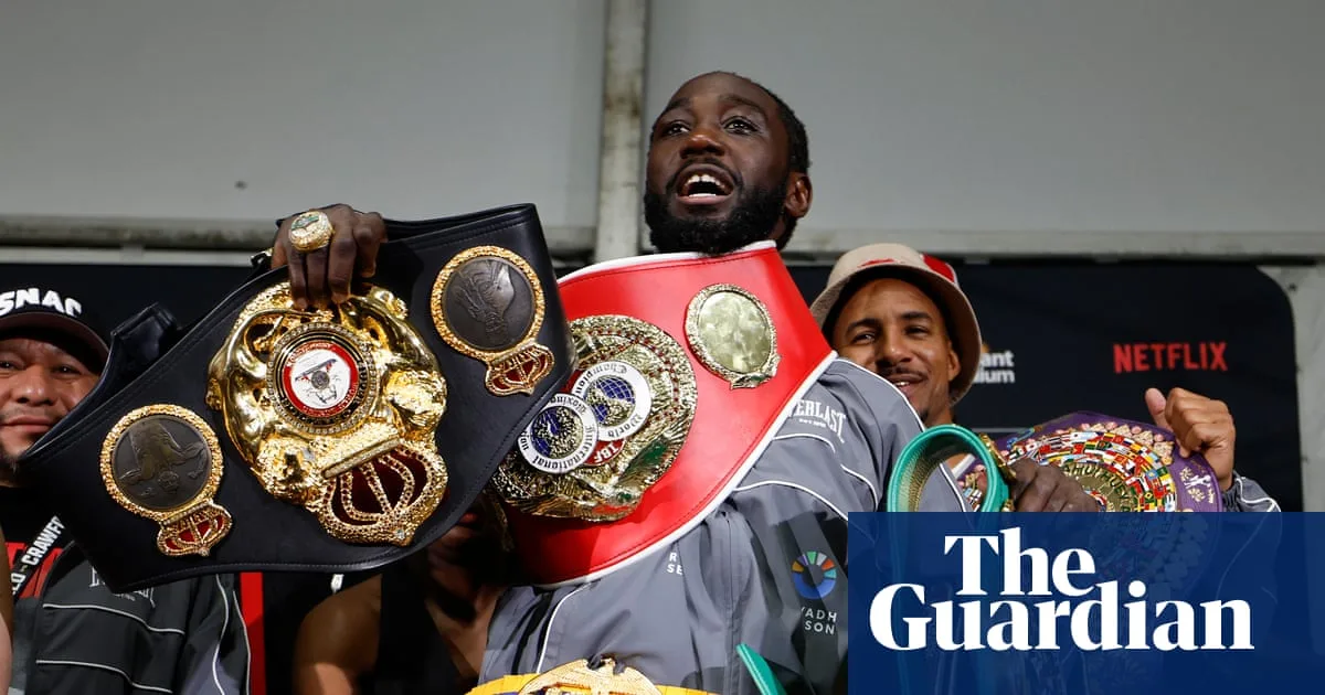 Crawford Hits Back at Mayweather After Canelo Hails Him as Superior
