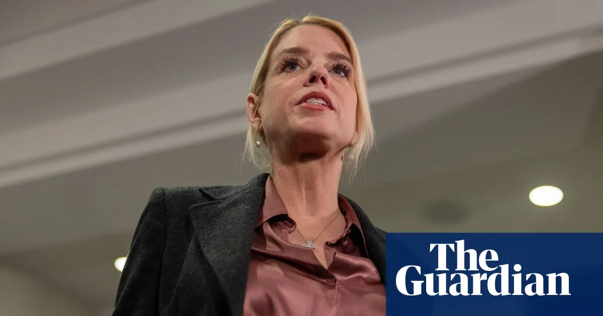 Democrats Walk Out of Pam Bondi Epstein Briefing