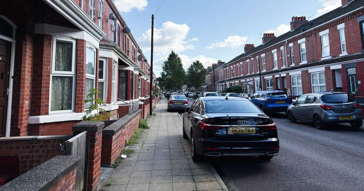 Drivers Warned of £1,000 Fine for Parking Against Traffic Flow