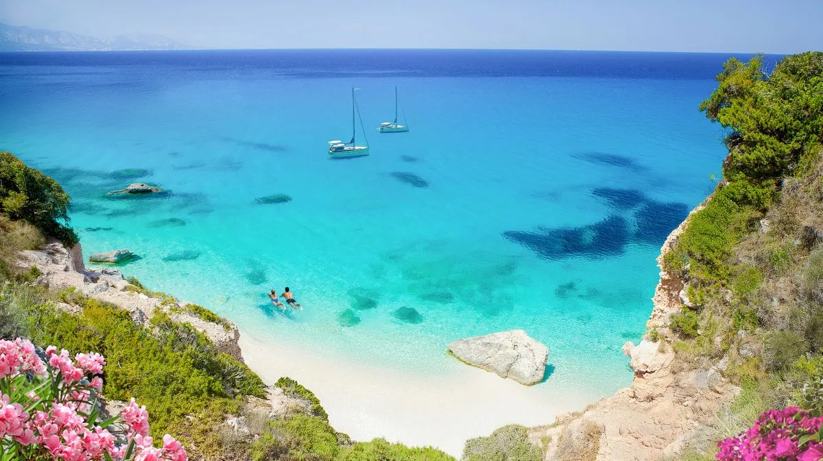 Sardinia Named Top Family Destination with £35 EasyJet Flights