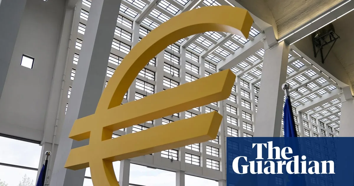 ECB Holds Rates Steady Amid Resilient Eurozone Growth