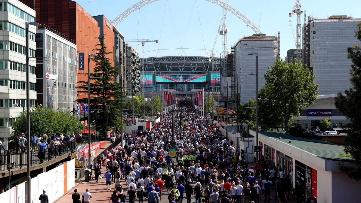 FA rejects demand to move Liverpool vs Man City semi-final, offers free buses