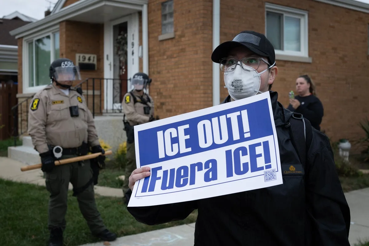 Facebook removes anti-ICE group after DOJ pressure from Trump administration
