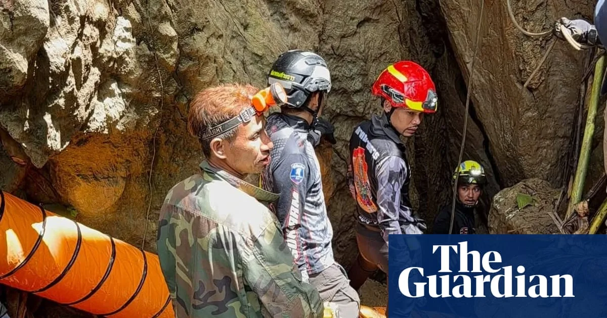 Thai Divers Join Laos Cave Rescue for Seven Trapped in Flooded Passage