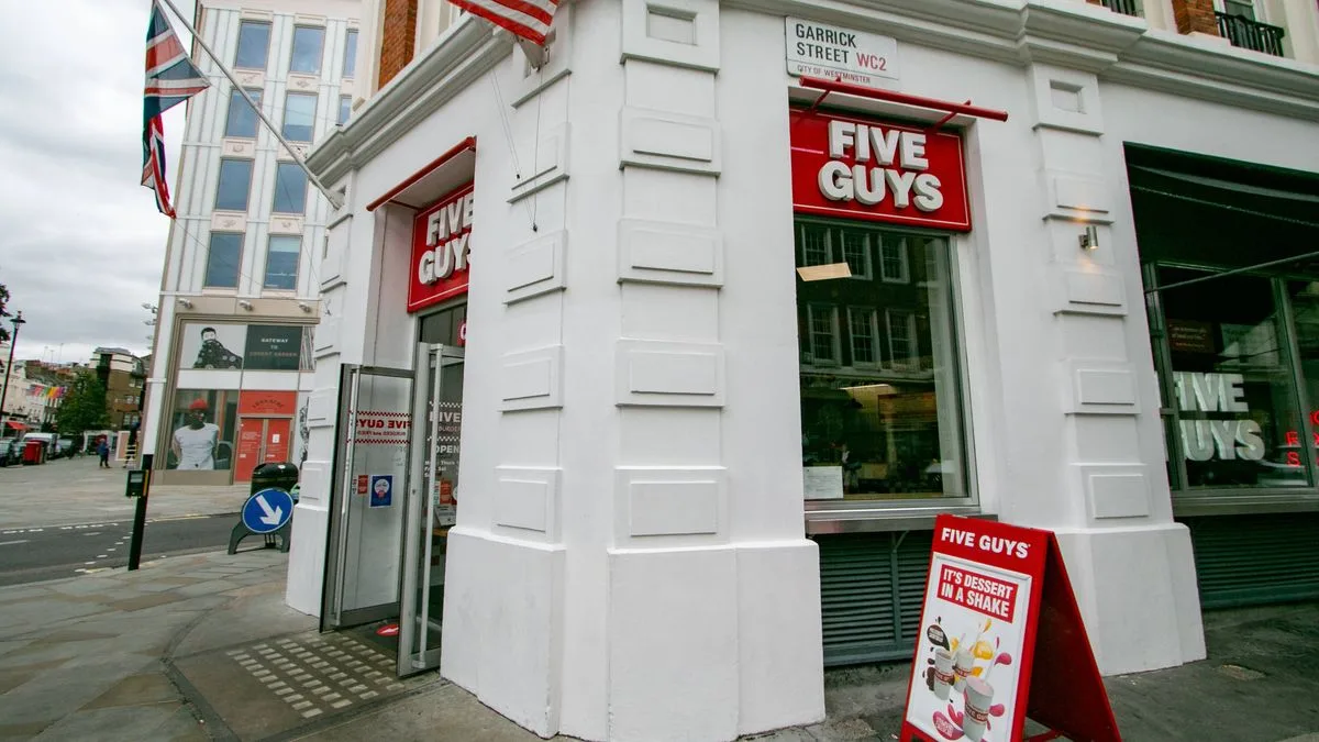 Five Guys Tower Bridge Hailed For 'Magical' Views