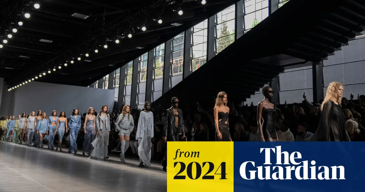 Fashion Experts Warn Over Return to 'Extremely Thin Models'