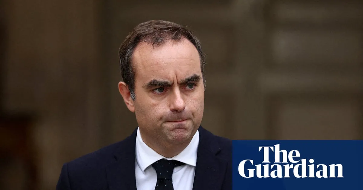 French Prime Minister Lecornu Resigns, Macron Requests Brief Extension
