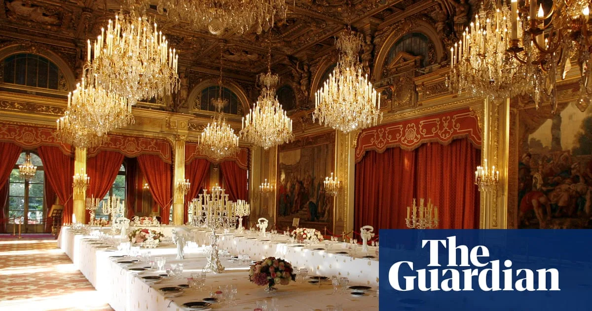 Élysée Palace Silver Steward Arrested for Theft of Tableware Worth Up to €40,000