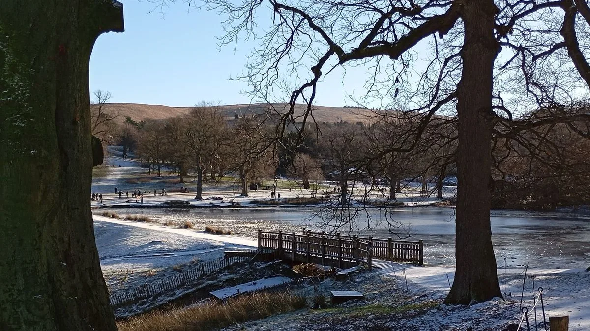 Fresh Snow and Ice Warnings Issued Across UK