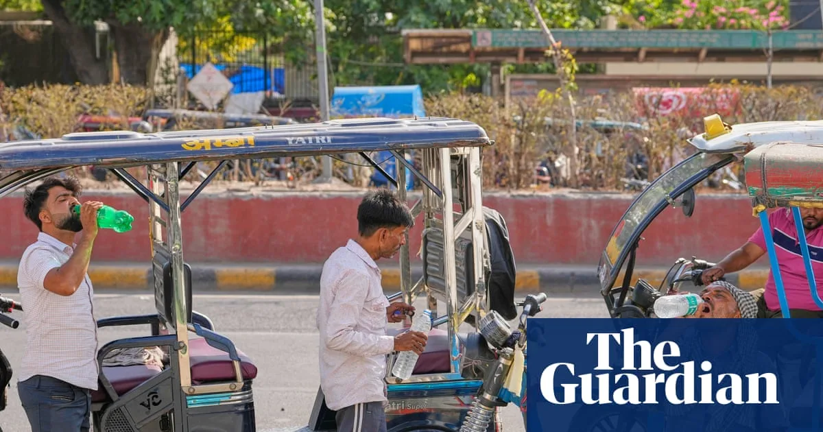 India's Gig Workers Struggle with Extreme Heat and Lack of Protection