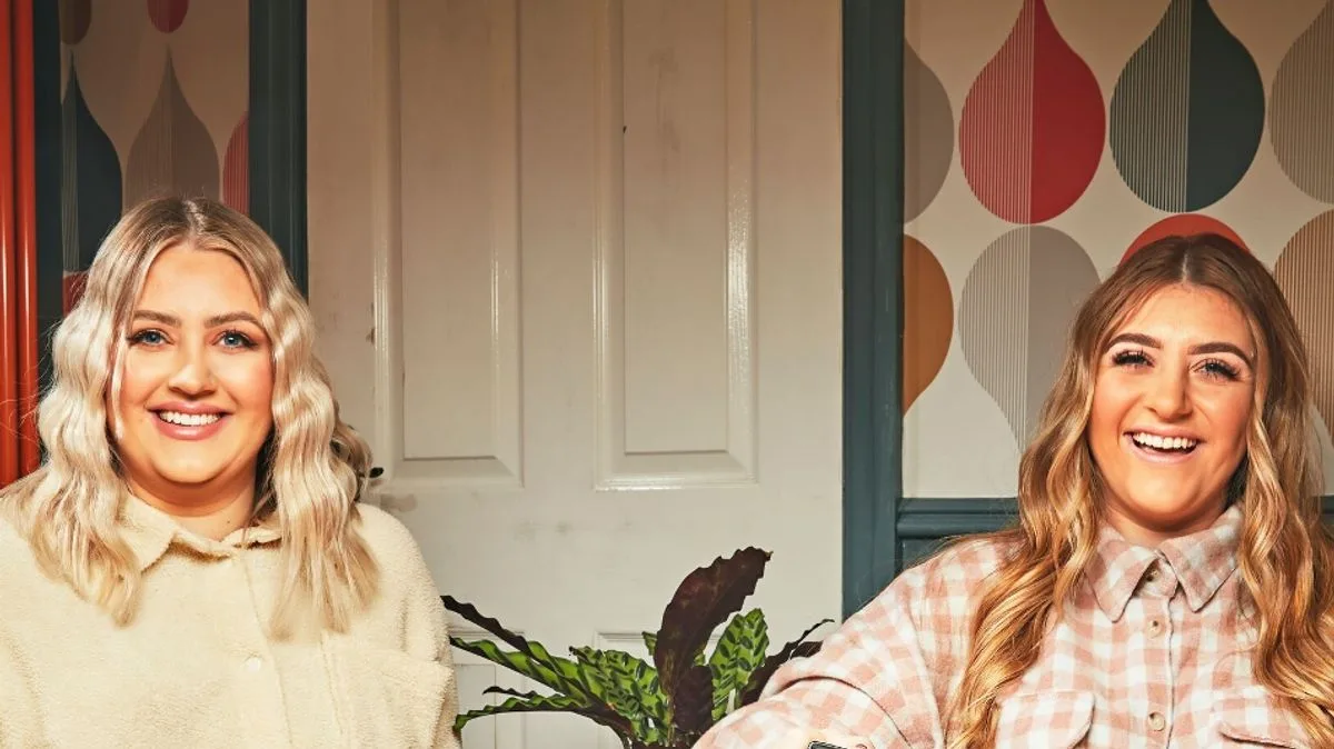 Gogglebox Star Izzi Warner Reveals New Romance After Split