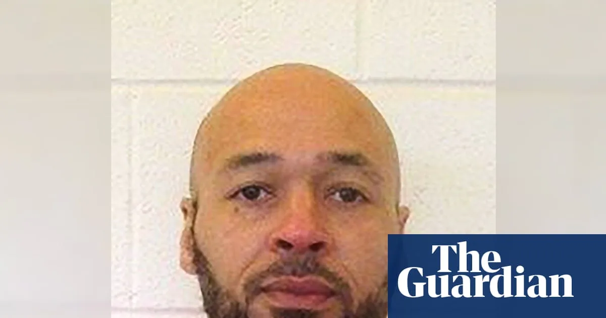Oklahoma Governor Commutes Death Sentence Minutes Before Execution