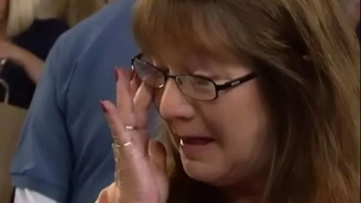 Antiques Roadshow Guest in Tears as 'Damaged' Painting Valued at £40,000