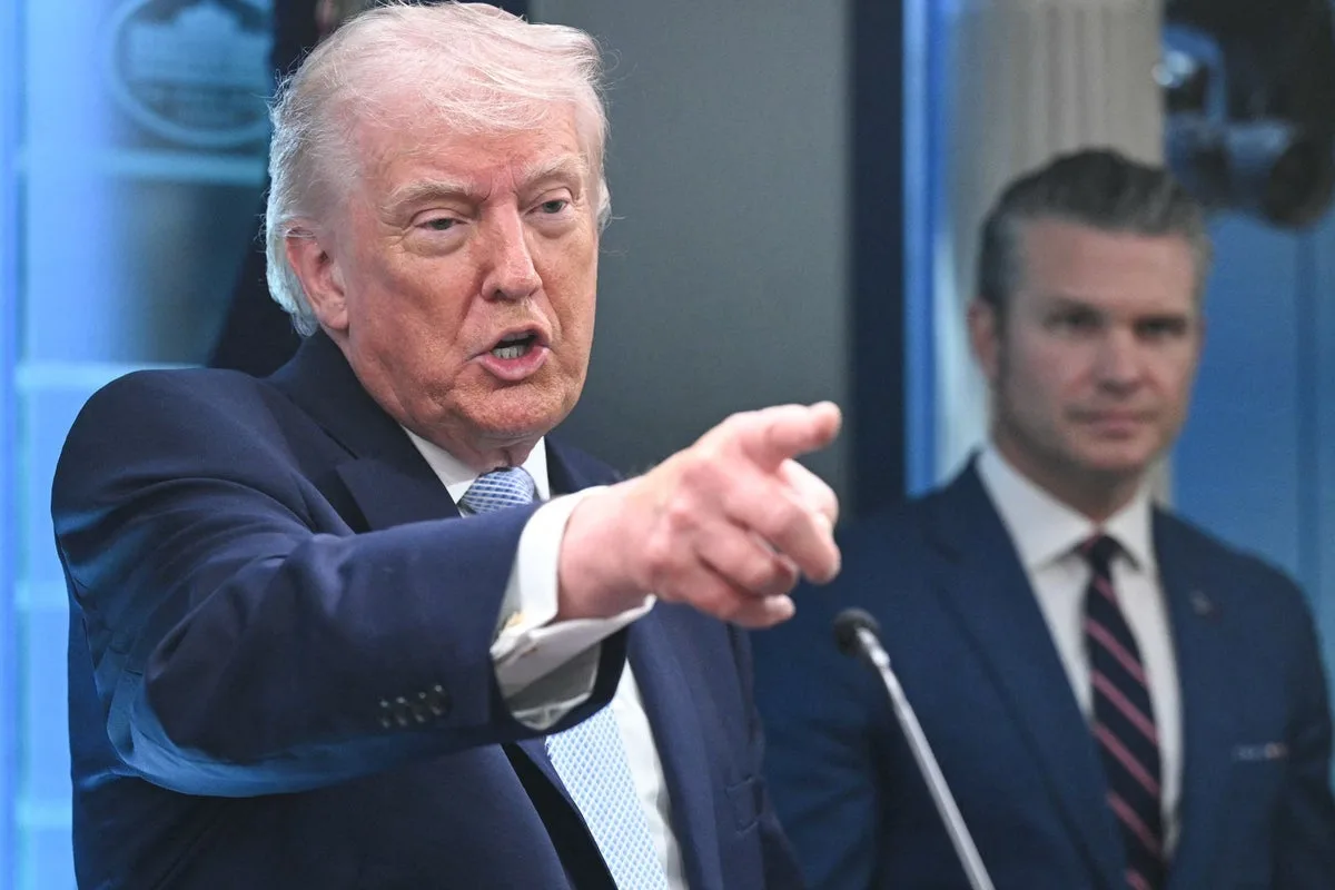 Experts Warn Hegseth's Iran War Briefings Could Mislead Trump